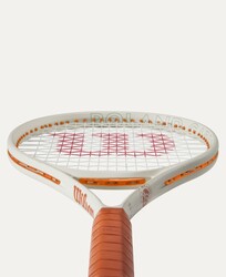 Wilson Tenis Raketi Clash 100 V3.0 Roland Garros 2025 Grip 2 WR174011U2 - Thumbnail