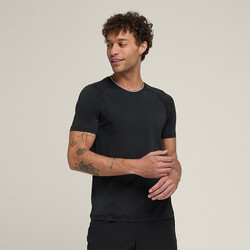 Wilson Erkek Tişört Team Seamless Crew Black S WM00282411BKAS - Thumbnail