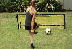 Sklz Soccer Trainer Pro (235849) - Thumbnail